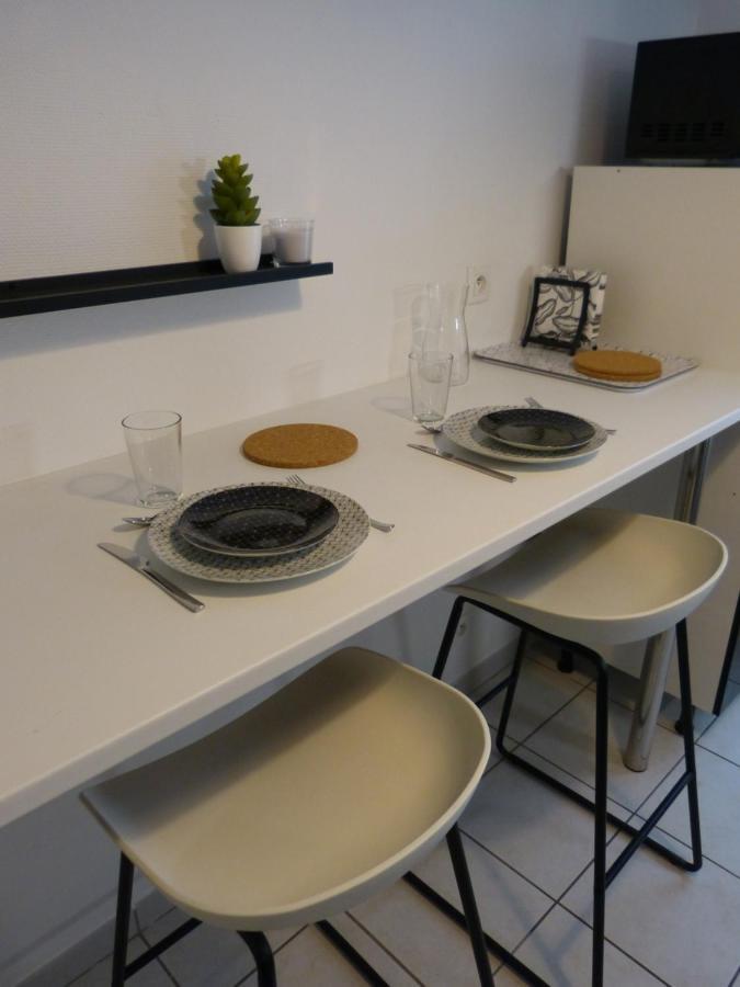 Appartement 1 Cherbourg Centre Avec Netflix Et Wifi Exterior foto